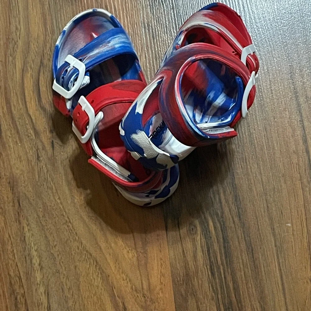 Rockin Footwear Unisex Huntington Buckle Slides red white blue marbled Slip Ons